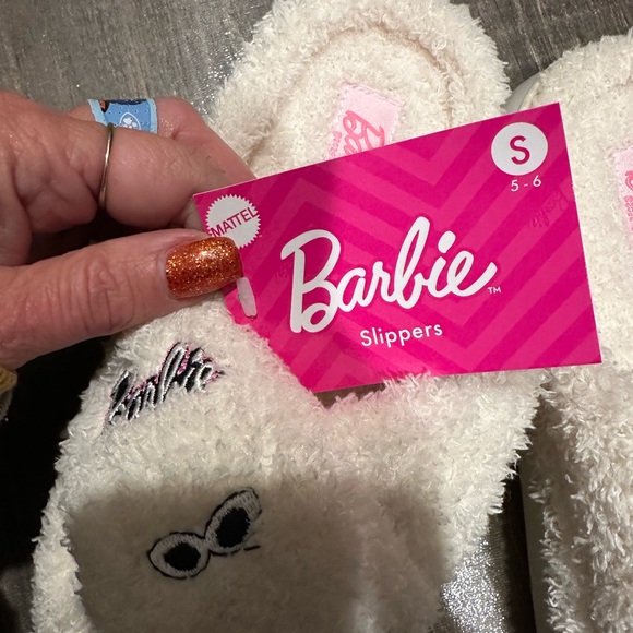 Barbie Women's Cozy X-Band and Open Toe Memory Foam Indoor Outdoor Sole.Size 5-6 - Picture 4 of 7